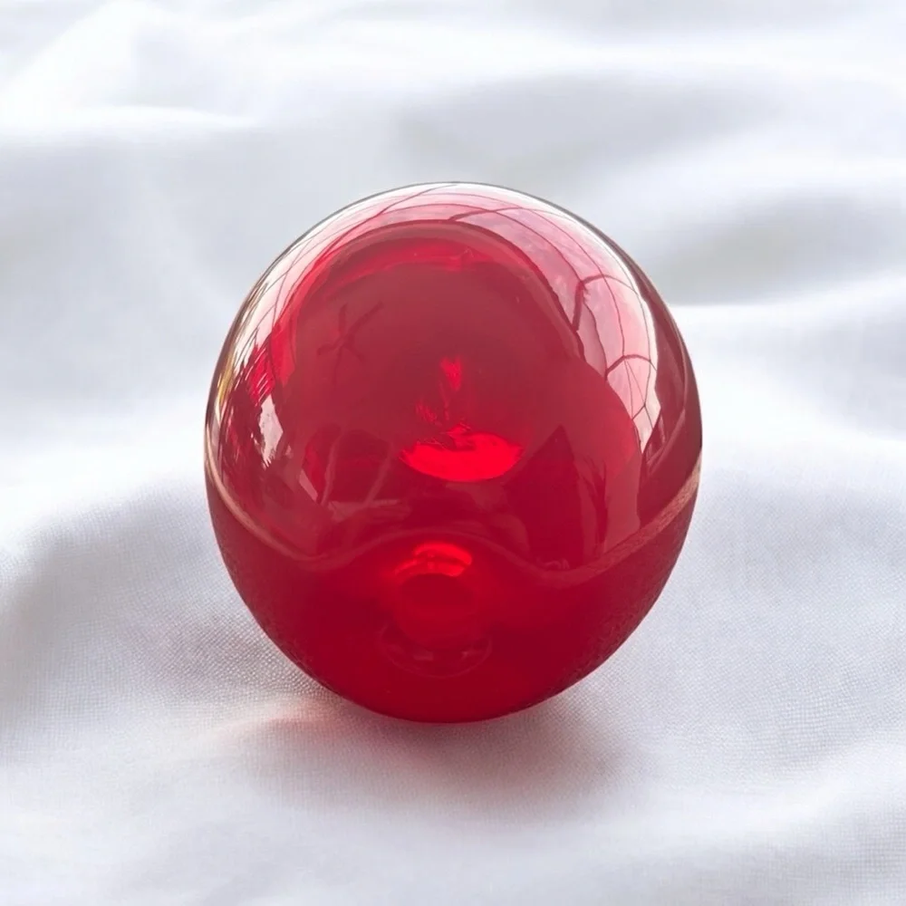 Willow Creek Glass‎ Solid Red Apple Decorative Art Glass or Paperweight